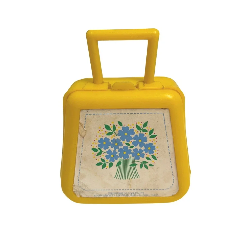 VTG 70s Kenner Sleep Over Dolly Bag 1976 Doll Accessory General Mills Yellow SEE